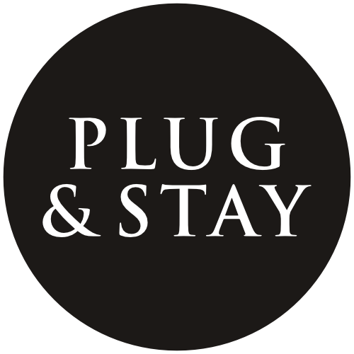 plug-and-stay-logo-round-header